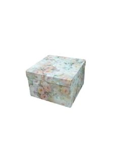DÍSZDOBOZ KÖZEPES NÉGYZET B5 21X21/11CM